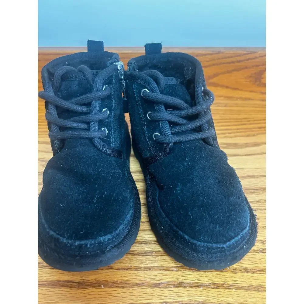 UGG Children's Size 10 Side Zip Suede Black 1017320T Boot Toddler
